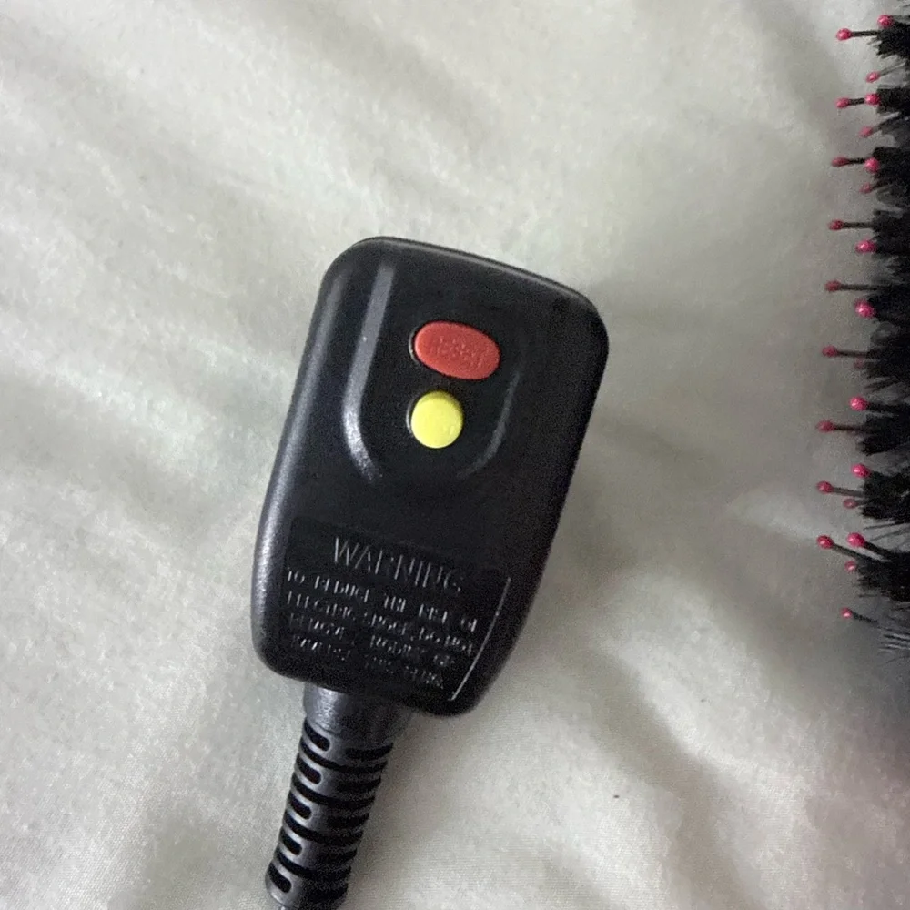 ✨ Revlon One-Step Hair Dryer and Volumizer – Clean, Perfect Condition - Picture 9 of 15